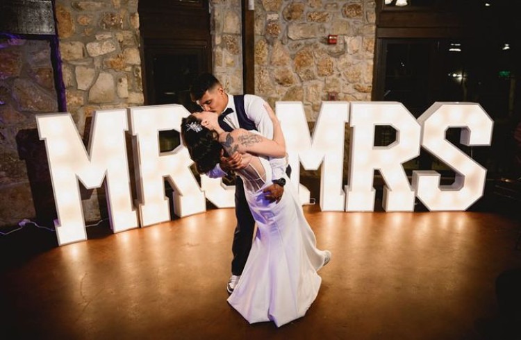 MR&MRS Marquee Letters