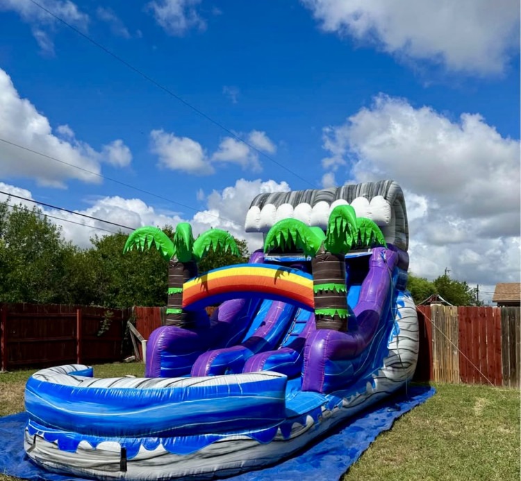 La Palmera Express Dual Lane 15’ waterslide.